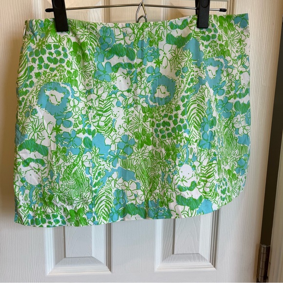 Lilly Pulitzer Skort 8 Limeade It's a Zoo
January Skort - Picture 2 of 6